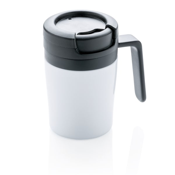 Coffee-to-go-Tasse-less-is-more-Weiß-Metall-Frontansicht-1