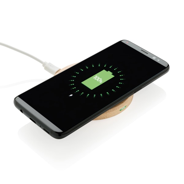 Wireless-Charger-5W-Holz-Frontansicht-2