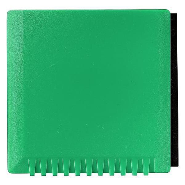 Eiskratzer-Quadrat-Grün-Kunststoff-Frontansicht-1