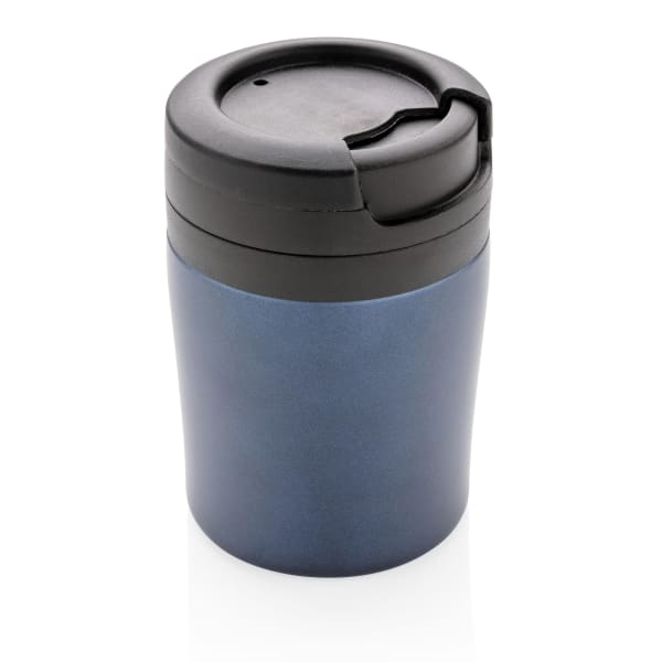 Coffee-to-go-Becher-less-is-more-Blau-Metall-Frontansicht-1