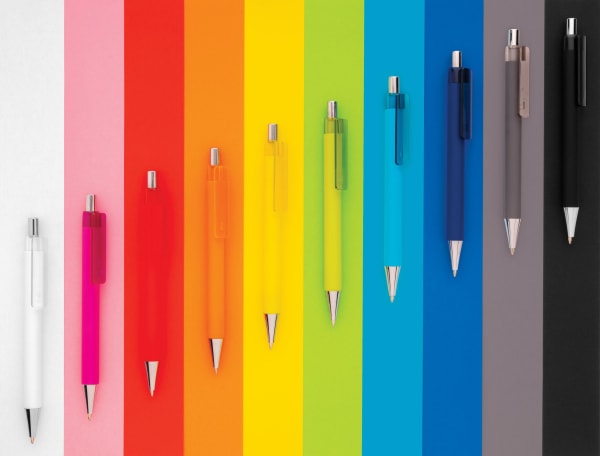 Kugelschreiber-X8-Smooth-Touch-blau-Pink-Kunststoff-Frontansicht-11